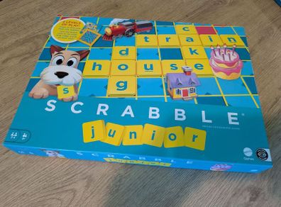Scrabble Junior & Mario Monopoly