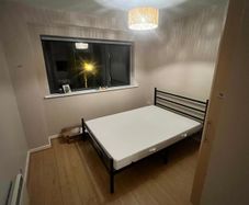 Double Bed Frame (No mattress)