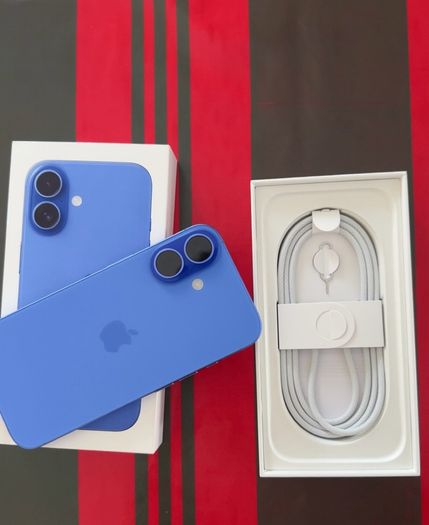iPhone 16 Ultramarine locked to three network