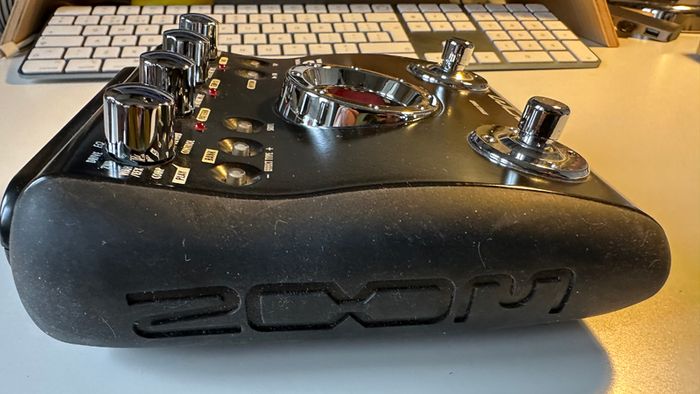 Zoom Guitar Effects Pedal G2