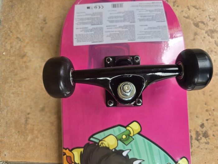 Skateboard