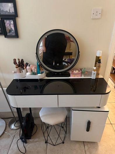 Vanity Table