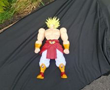 Dragon ball  13-inch Super Saiyan Broly figurine