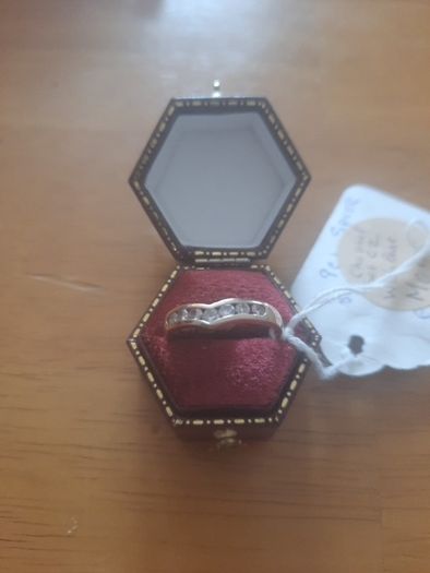 9 Carat Gold CZ Vintage Ring