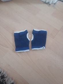 Sport grip gloves