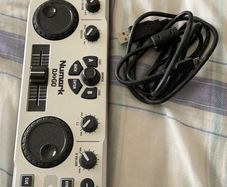 Numark DJ2GO Pocket DJ Controller New in Packaging with Virtual DJ LE