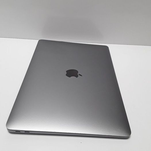 Apple MacBook Air A2337 (2020) | Apple M1 Chip | 16GB RAM | 256GB SSD | Space Grey