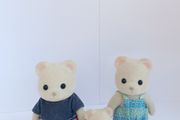 Sylvanian Polar bear family
