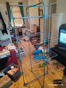 Clothing airer