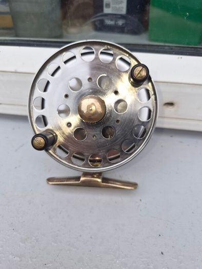 old fishing real
