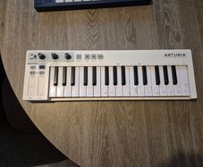 Arturia keystep