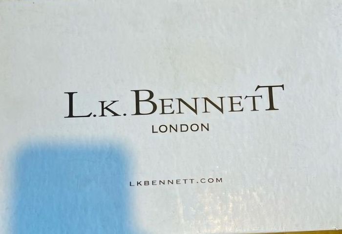 LK Bennett purple leather pointed flats Sz 41 ( Fit 7 - 7.5 UK) Rrp 229 (New)