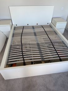 ikea Malm king size bed, 2 x storage + 2 bedside lockers