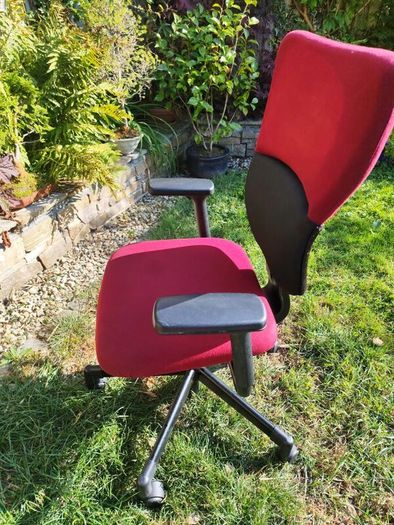 ergonomic office chair