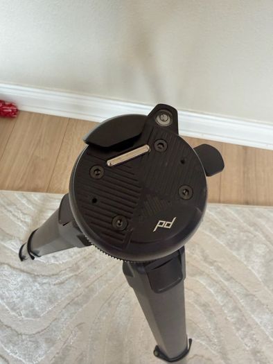 Brand New Peak Design Carbon Fibre Tripod Pro