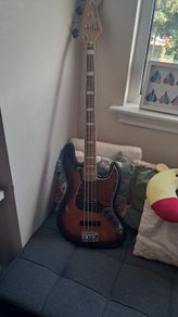 Fender Vintera 70's Jazz Bass