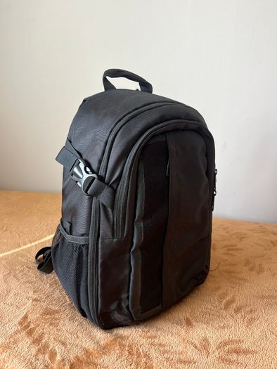 Canon EOS 90D DSLR (inc Lens / Bag / Acc)