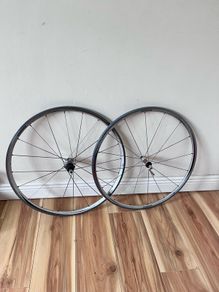 Shimano RH 10 wheels 700c 9/10 speed shimano