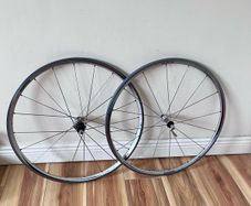 Shimano RH 10 wheels 700c 9/10 speed shimano