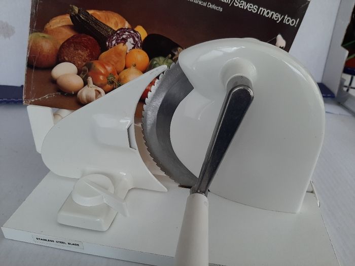 New slicer in original box