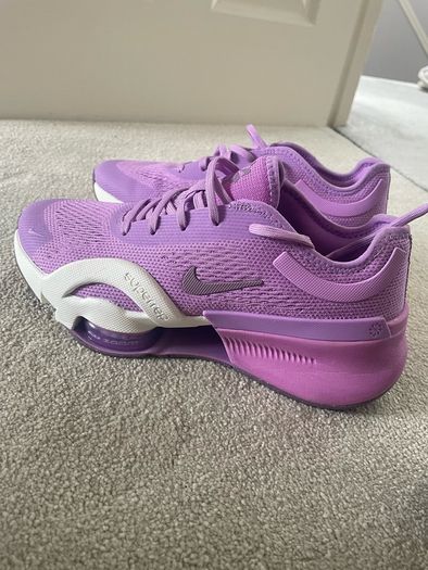nike trainers