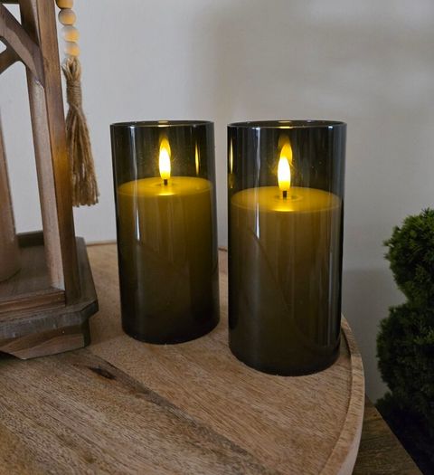 2 LED candles