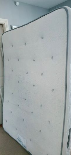 Evolution Double Mattress 190 X 138 X 26 Cm