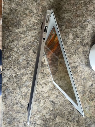 MacBook Air 13"