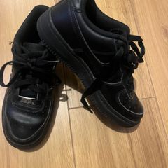 Triple Black Air Force 1.