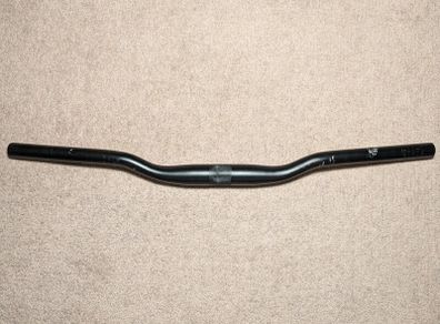 MTB/trekking flat bar, 620mm, alloy, 30mm rise, 5 deg. backsweep