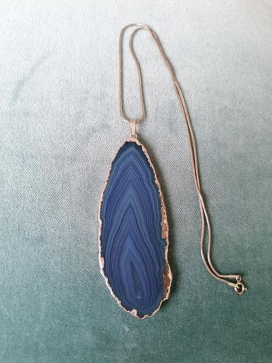 Dragon Vein Agate Pendant on Stg Silver Chain