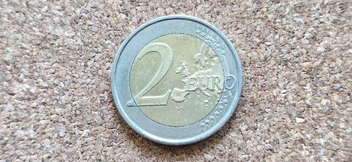 2 euro coin