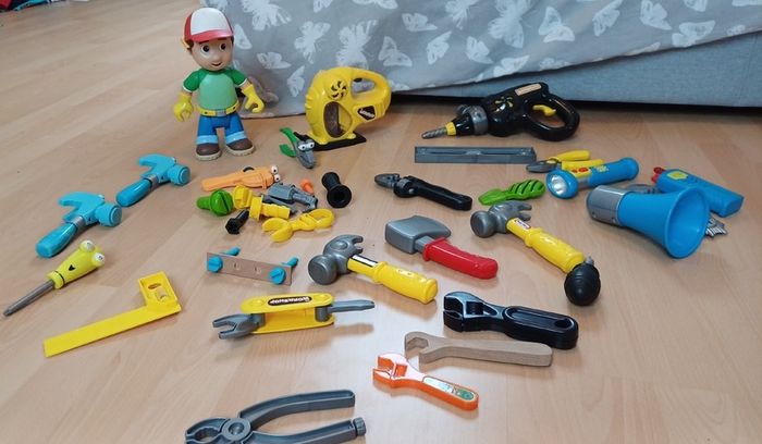 Handy Manny toys and workshop tools bundle