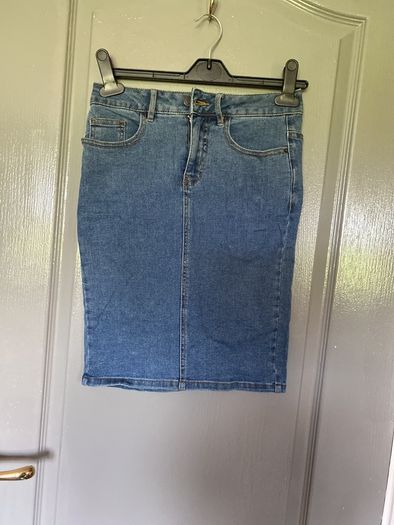 girls skirt