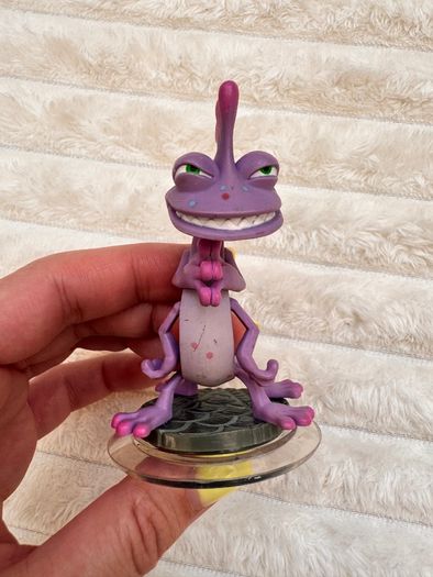 Disney Infinity Monsters Inc Randall Boggs Character Action Figure Used Please see photos