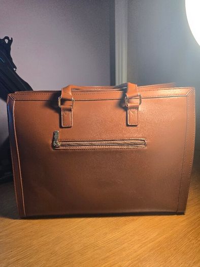 Woman bag/College bag(Comes with shoulder strap)