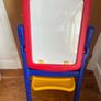 Crayola Easel Qwikflip Chalkboard and Magnetic Whiteboard Image 4