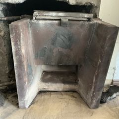 Back Boiler ( Old School ) Cast Iron, Heats up to 10 Rads when fire is lighting