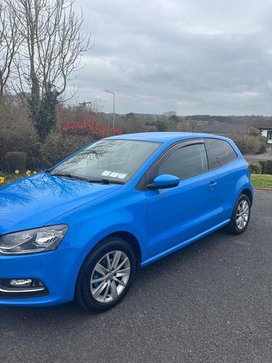 Volkswagen Polo 2015 (New NCT)