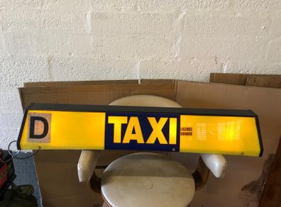 taxi roof sign