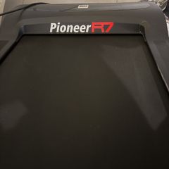 pioneer R7 Treadmill