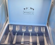 Newbridge pastry fork