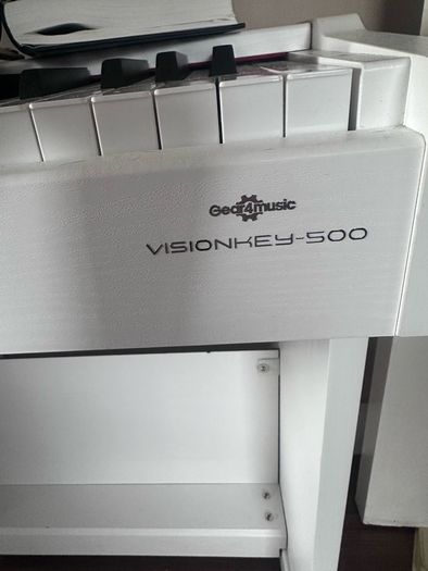 digital piano
