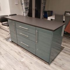 Kitchen unit