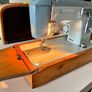 sewing machine Image 2
