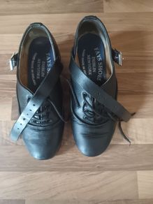 Fayes ultra light heavy dancing shoes size 1