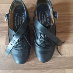 Fayes ultra light heavy dancing shoes size 1