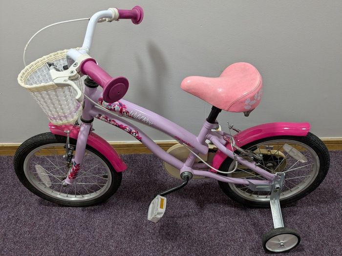 Girls bike 16"