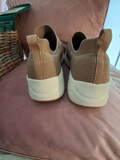 Brand new Skechers