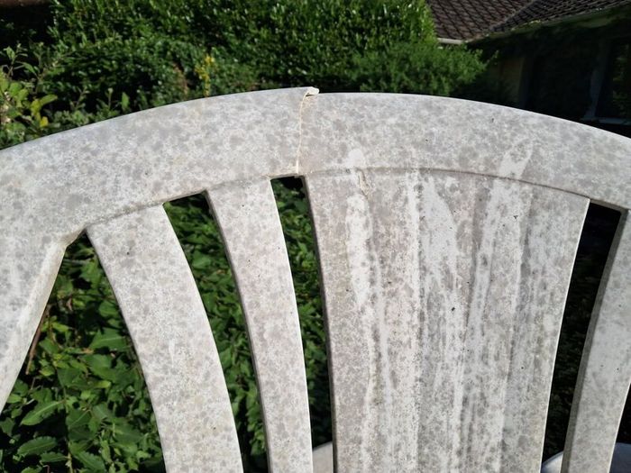 Free Garden Table and 6 chairs